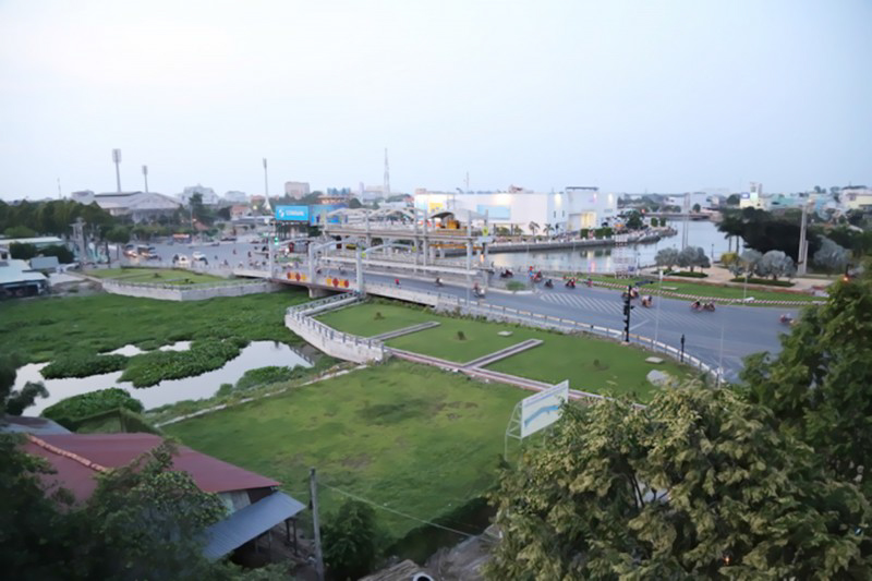 Cổng Bảo Định