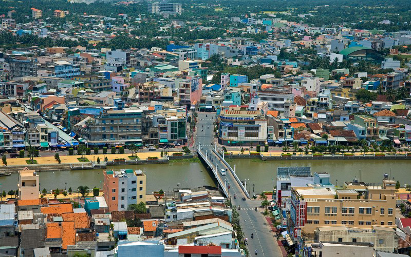 Toàn cảnh thành phố Tân An nhìn từ trên cao (Ảnh: Lâm Chiêu)