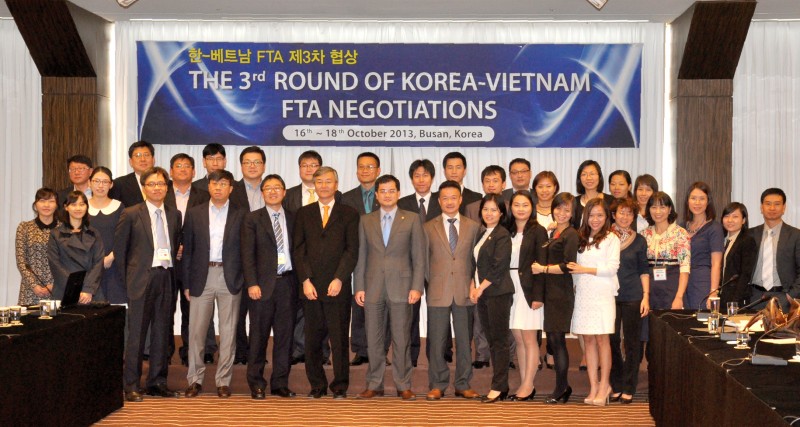 Phiên 3 đàm phán FTA Việt Nam – Hàn Quốc, Busan, Hàn Quốc, tháng 10/2013