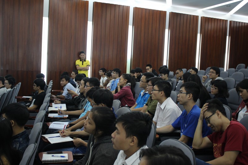 Hội thảo thu hút đông đảo SV tham dự