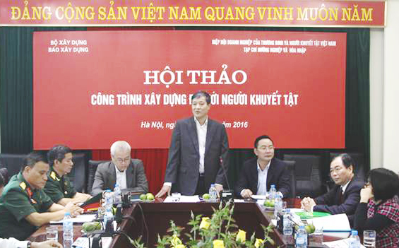 Ông Nguyễn Anh Dũng, Tổng biên tập Báo Xây dựng phát biểu tại Hội thảo.