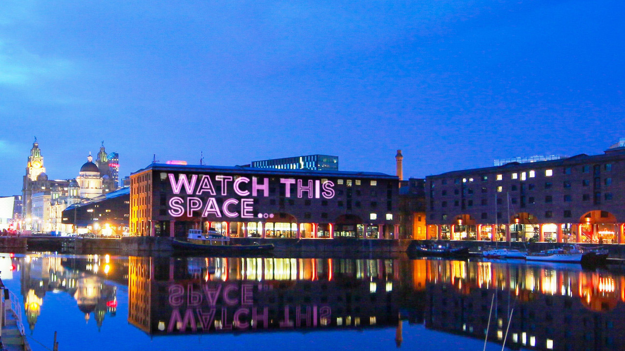 Sự sầm uất của cảng Albert Dock ngày nay. [Nguồn: internet]