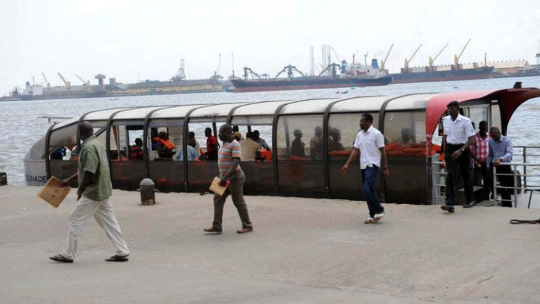 Dùng phà sẽ là một cách thay thế cho tình trạng tắc đường khét tiếng ở thành phố, và có thể cũng là cách di chuyển 'xanh', sạch hơn (Ảnh: Getty Images)