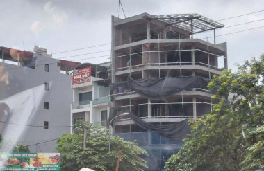 Tình trạng xây dựng trái phép, sai phép tại Hà Nội vẫn đang là vấn đề nhức nhối (Ảnh: Duy Phường)