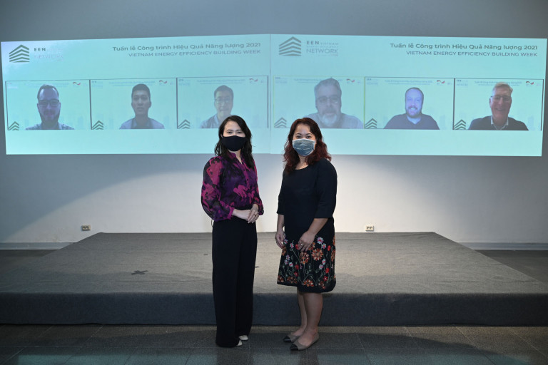 Hình ảnh tập thể các diễn giả và khách mời tại Tọa đàm