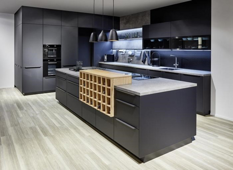 VELVET DARK ANTHRACYTHE - Kiểu dáng DARK CHIC - Không gian bếp 25 m2