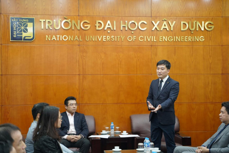 PGS.TS. Nguyễn Hoàng Giang, Phó Hiệu trưởng Trường Đại học Xây dựng Hà Nội phát biểu tại Lễ ký kết hợp tác Chương trình LIXIL Talent Match.
