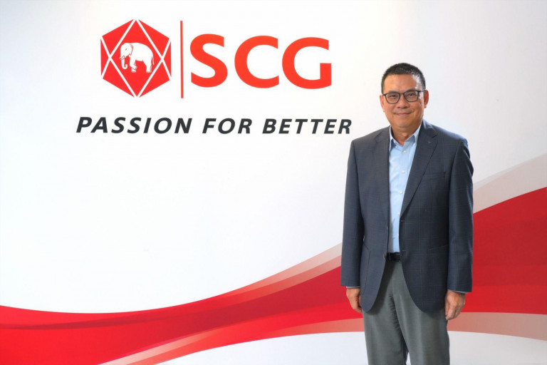 Ông Roongrote Rangsiyopash, Chủ tịch kiêm Giám đốc Điều hành của Tập đoàn SCG, công bố kết quả kinh doanh quý 1 năm 2022