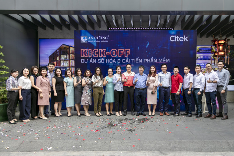 Gỗ An Cường và Citek chụp ảnh lưu niệm ngày kick-off dự án thành công