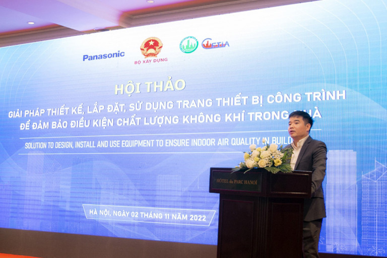 Phó Vụ trưởng Vụ Khoa học Công nghệ và Môi trường Bộ Xây dựng Nguyễn Công Thịnh phát biểu khai mạc Hội thảo.