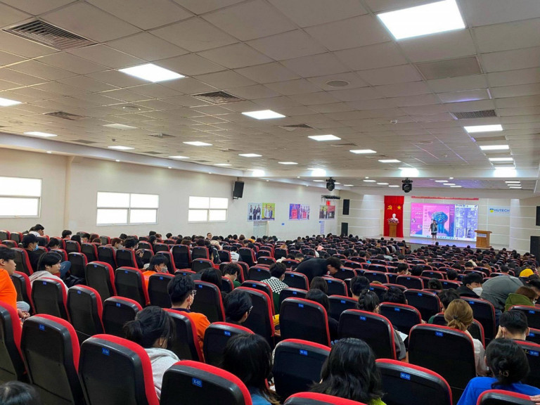 Buổi tọa đàm Trí tuệ nhân tạo trong thiết kế kiến trúc đã thu hút gần 500 người tham dự
