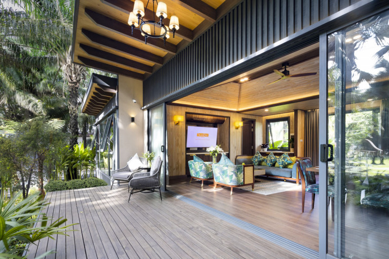 Ứng dụng nguyên liệu gỗ Thermo cho một trong những dự án villa do Trần Đức Homes thực hiện.Ảnh: Trần Đức Homes.