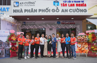 Showroom Tân Lan Nghĩa 180-182 Hùng Vương, Phường 2, TP Cao Lãnh, tỉnh Đồng Tháp