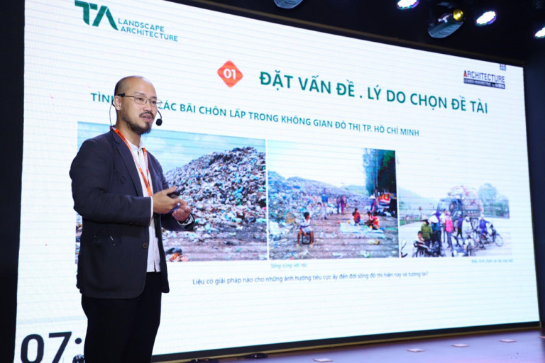 KTS Vũ Việt Anh - Đại diện TA Landscape Architecture Vietnam trình bày nghiên cứu “Chuyển hóa bãi chôn lấp thành công viên xanh: Nghiên cứu trường hợp Bãi chôn lấp Gò Cát - TP..HCM”