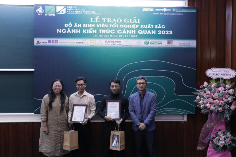 Nhóm sinh viên đoạt giải ba gồm: Nguyễn Đức Long Quân và Huỳnh Minh Tân