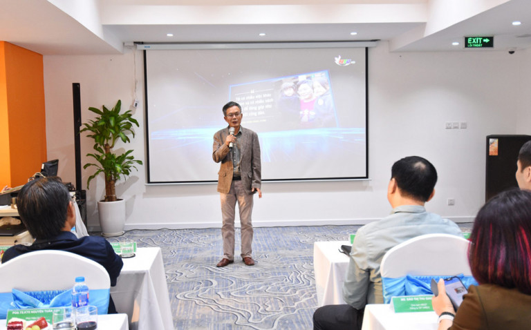 Nhà báo Trần Đăng Tuấn