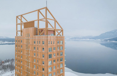 Mjøstårnet The Tower of Lake Mjøsa / Voll Arkitekter. Ảnh: © Woodify