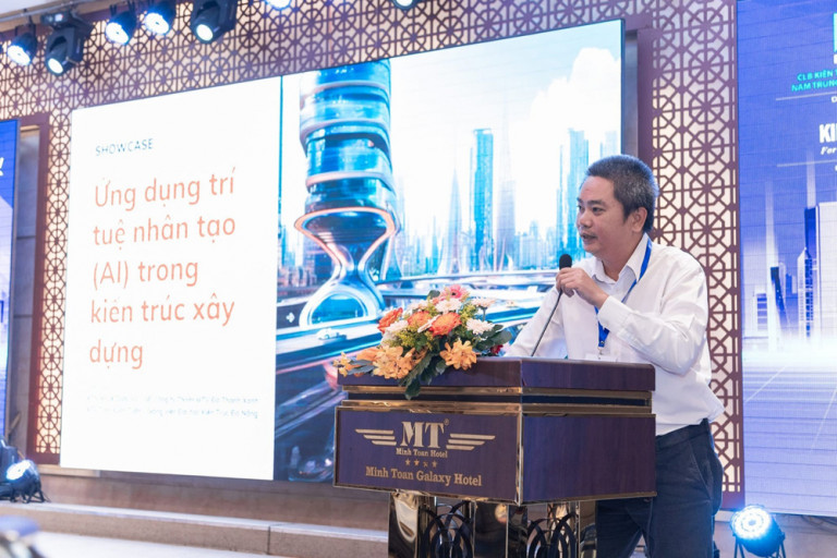 KTS. Hồ Lê Quốc Vũ trình bày nội dung tại Hội thảo Ứng dụng AI – Đà Nẵng 2023