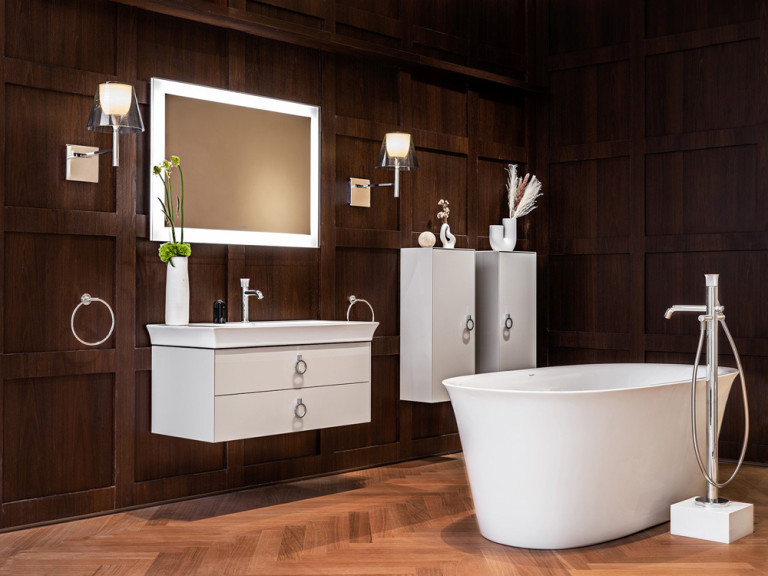 BST White Tulip tại Showroom Thượng Hải