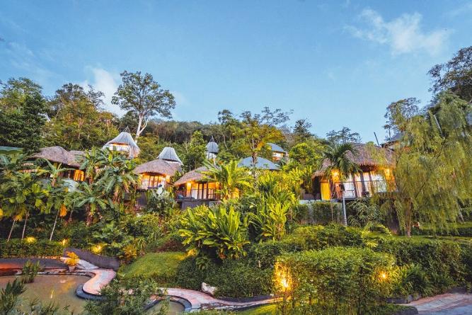 Khai thác cây trồng và vật liệu địa phương trong cảnh quan các resort – Keemala, Thái Lan