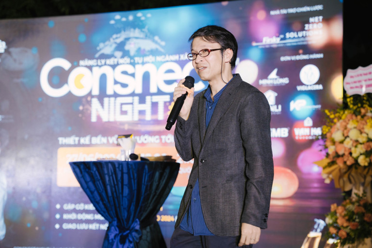 KTS Niwa Takashi chia sẻ tại Consnect NIGHT 01