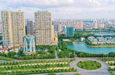 Đồ án điều chỉnh Quy hoạch chung Thủ đô Hà Nội đến năm 2045, tầm nhìn đến năm 2065 nhấn mạnh về yếu tố “xanh” trong xây dựng và phát triển đô thị. Ảnh: Nhật Nam.