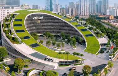 Trụ sở Tập đoàn Viettel - Công trình xanh có chiều cao kiêm nhường giữa khu vực phát triển bất động sản sôi động của Hà Nội.