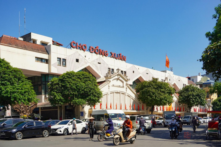 Chợ Đồng Xuân ngày nay (Nguồn ảnh: Wikipedia)