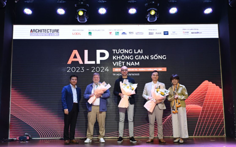 Các chuyên gia quốc tế tham gia thuyết trình tại Hội thảo giữa kỳ ALP 2023 - 2024