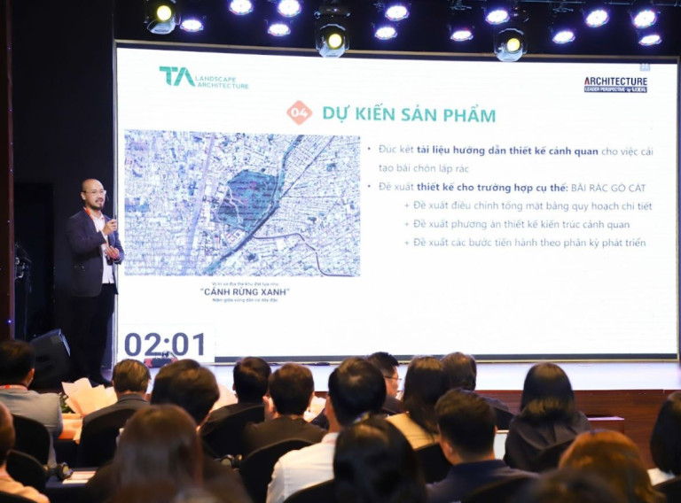 KTS Vũ Việt Anh - Đại diện TA Landscape Architecture trình bày nghiên cứu “Chuyển hóa bãi chôn lấp thành công viên xanh: Nghiên cứu trường hợp Bãi chôn lấp Gò Cát - TP HCM