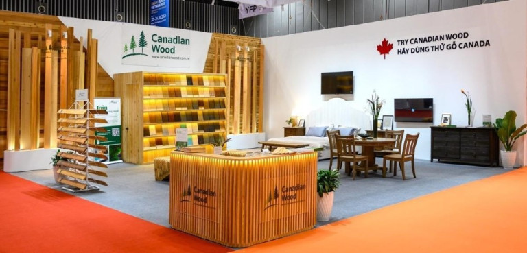 Không gian triển lãm Canadian Wood tại VIFA Expo 2025.