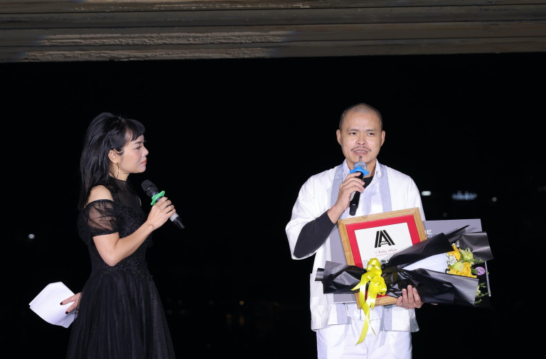 KTS Hồ Khuê – cùng song song “Kiến trúc sư của Năm” và “Công trình của Năm” tại mùa giải Ashui Awards 2024