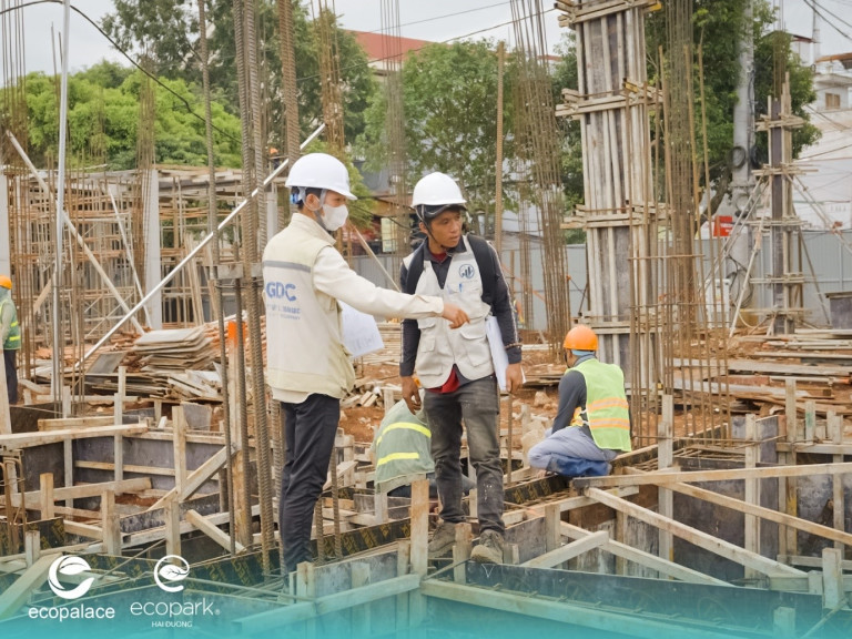 Từng chi tiết nhỏ – từ vữa trát đến đường ống – đều được kiểm tra nghiêm ngặt.