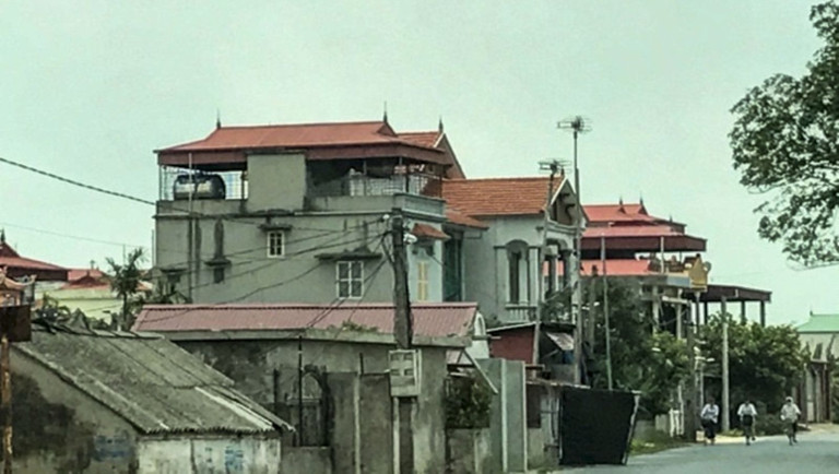 Hình 11. Nhà ở nông thôn ảnh hưởng của kiến trúc nhà ở chia lô tại các đô thị.