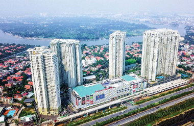 Ngày 27.6.2025, Masterise Homes được vinh danh trong Top 10 doanh nghiệp ESG Việt Nam Xanh 2025 - ngành bất động sản, do Viet Research phối hợp Báo Tài chính - Đầu tư tổ chức thường niên. Trong ảnh: Masteri Thảo Điền (TP.HCM) được quảng bá là khu dân cư cao cấp với diện tích dành cho cây xanh bao phủ hơn 60%. Ảnh: Minh Tú