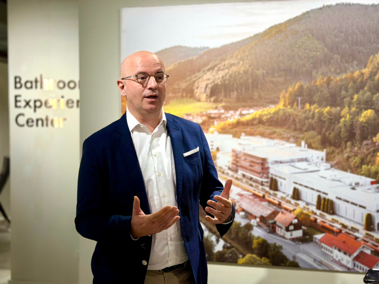 Ông Christophe Gourlan, Thành viên Hội đồng Quản trị kiêm Giám đốc Kinh doanh Toàn cầu (Chief Sale Officer) của Tập đoàn Hansgrohe (Đức)