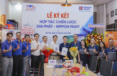 Lễ ký kết hợp tác giữa Nippon Paint và công ty Tư vấn - Xây dựng Gia Phát với sự tham gia của đại diện hai bên - Nippon Paint