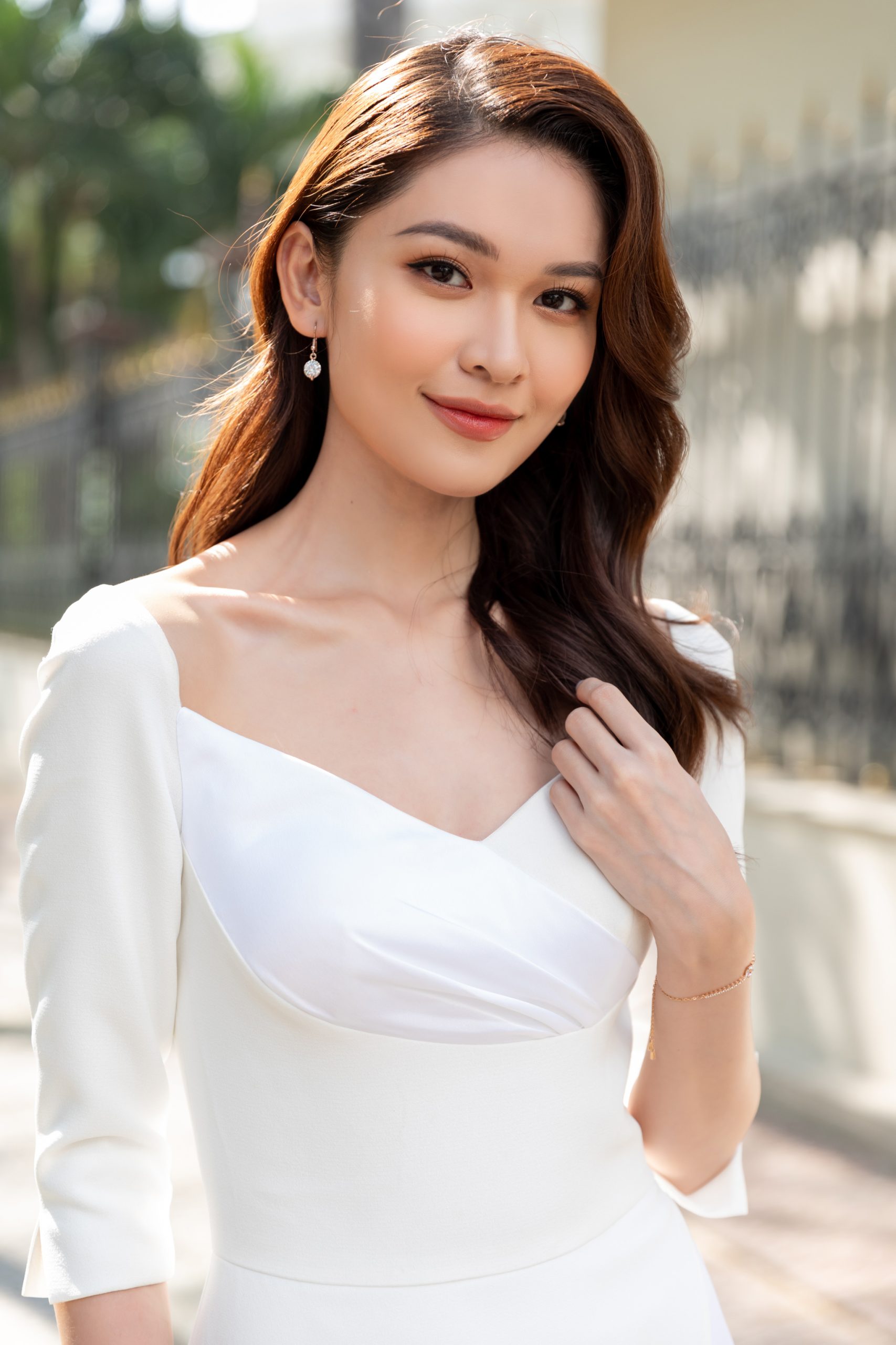 Á Hậu Thuỳ Dung