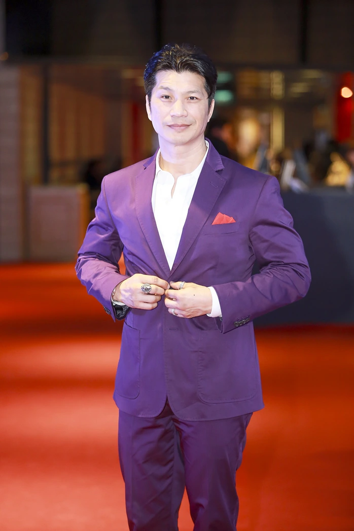 Dustin Nguyễn
