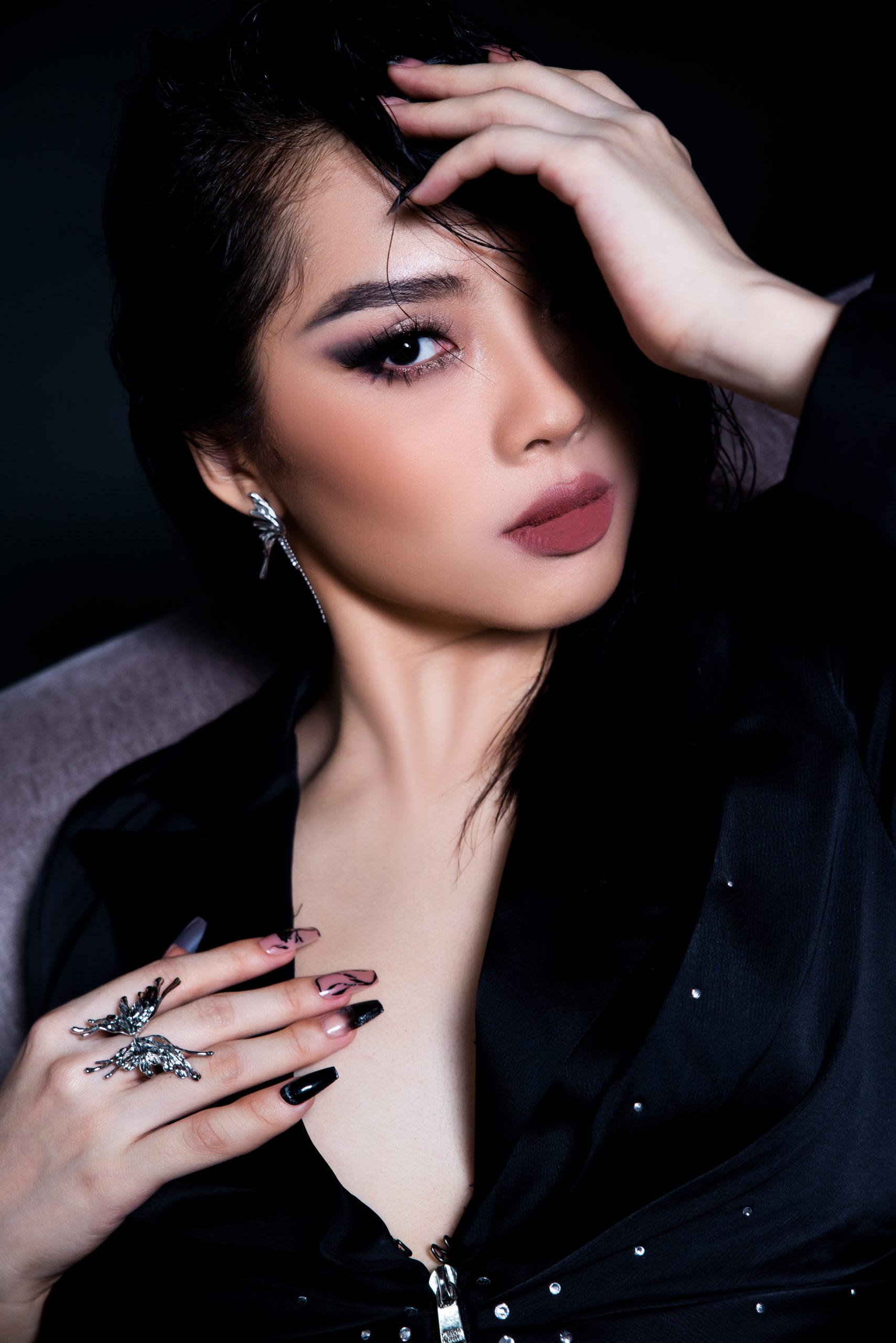 Khánh Tiên Leona