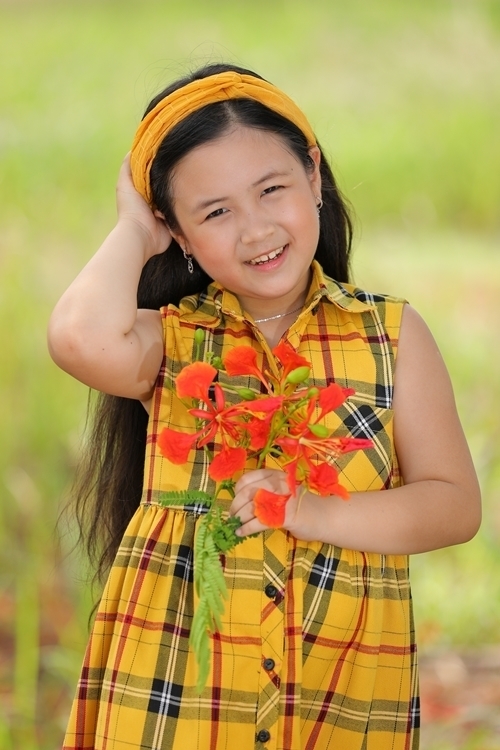 Bé Ngân Chi