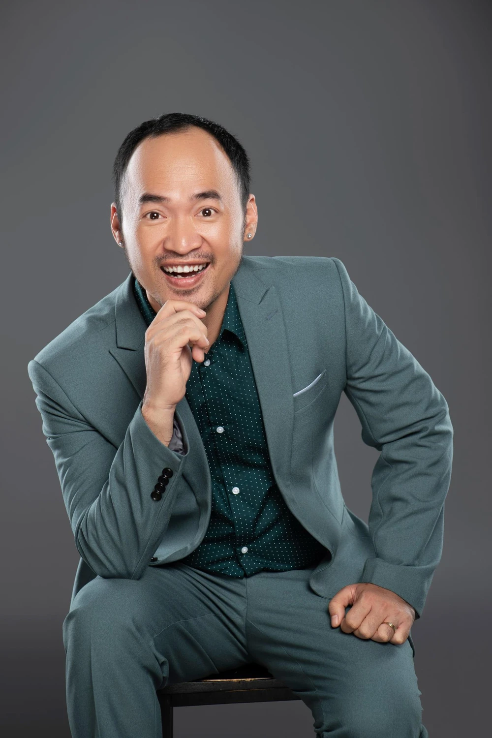 Tiến Luật